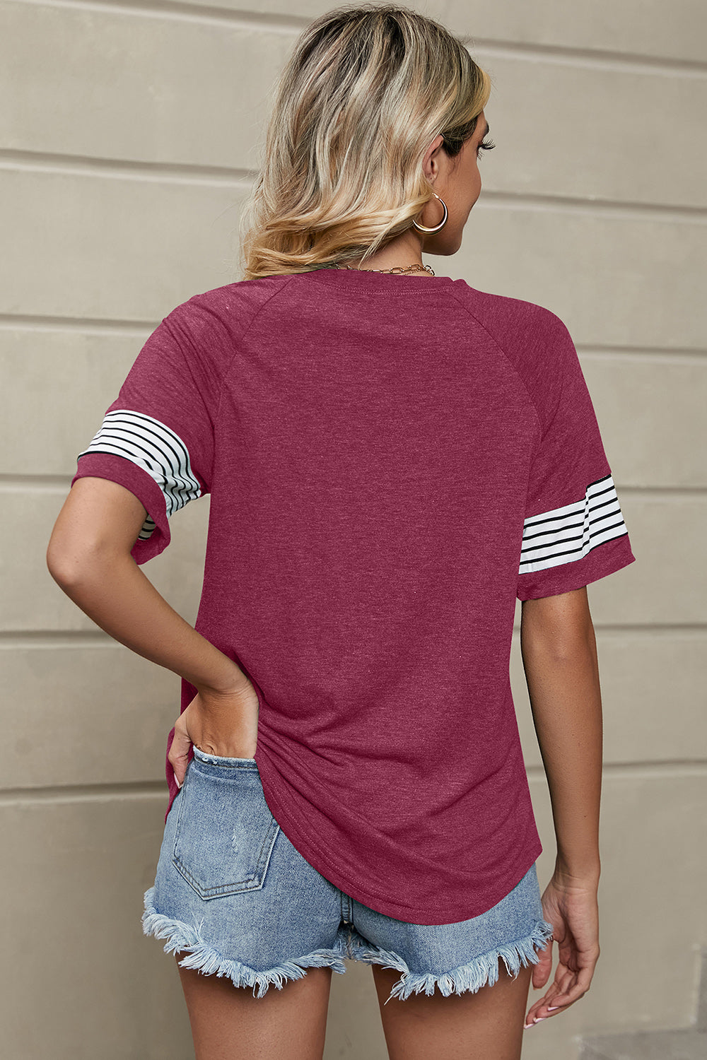 Striped Round Neck Short Sleeve T-Shirt in Navy - alternate view 15