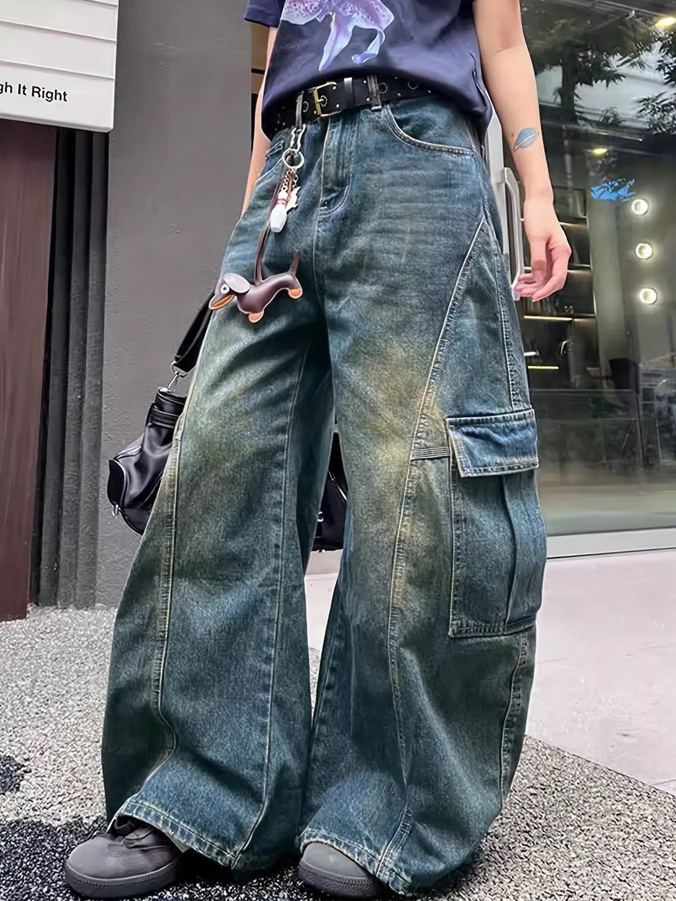 Vintage Wash Wide Leg Cargo Jeans – SeaTown Outfitters